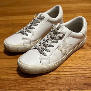 Vintage Havana women’s leather and pearl shoes